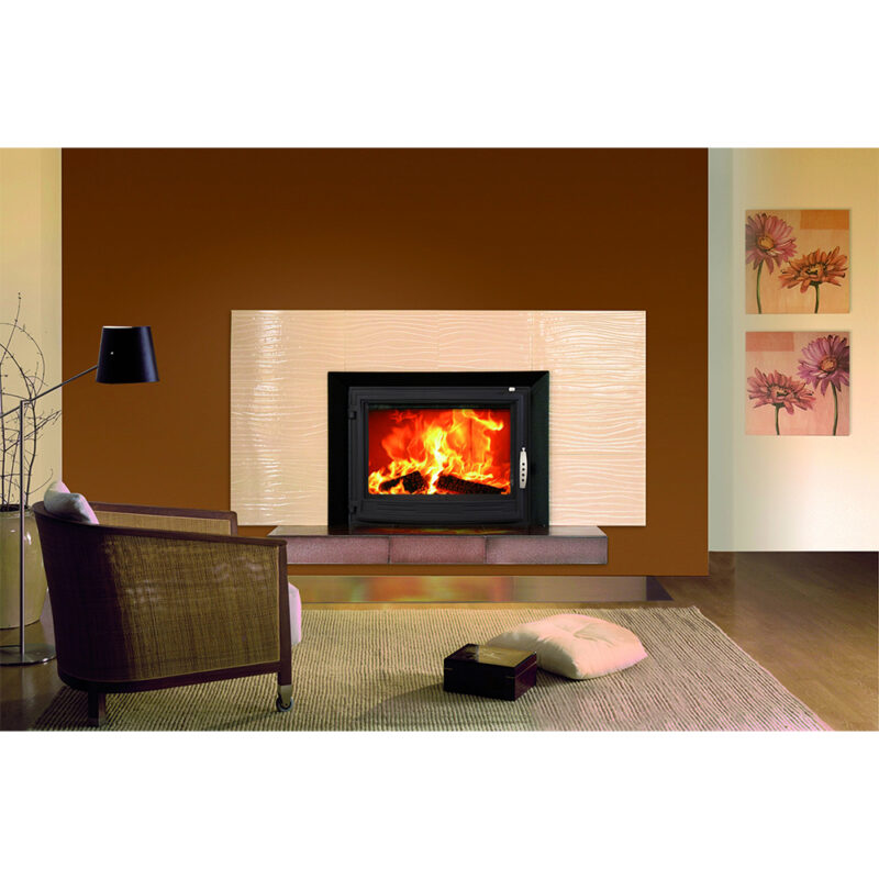 Termokominek BASE PANORAMA 13kW w układzie otwartym (1bar) z panoramiczną szybą